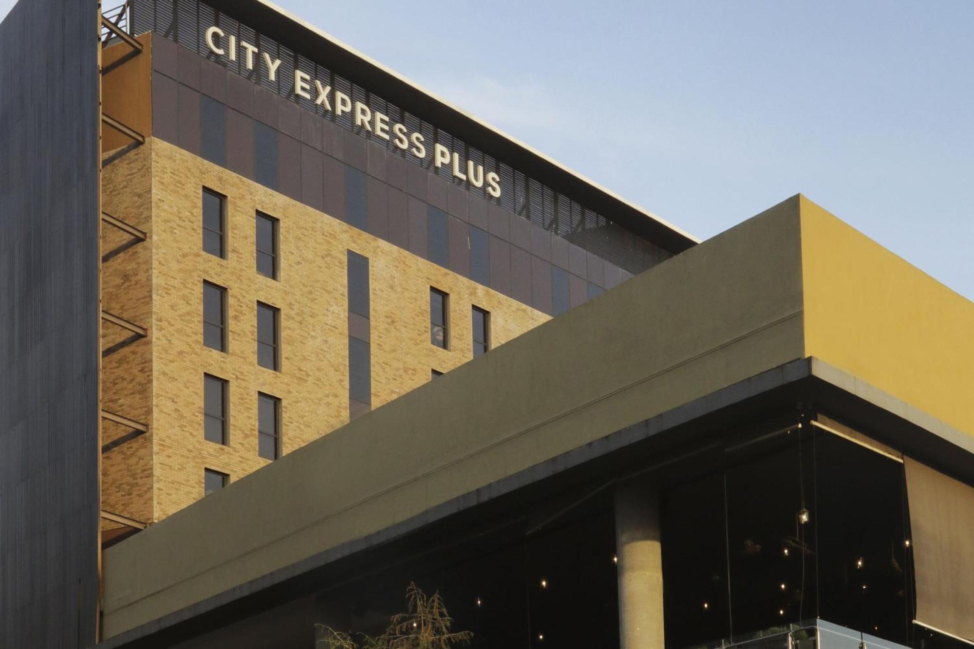 City Express Plus By Marriott Monterrey Nuevo Sur エクステリア 写真