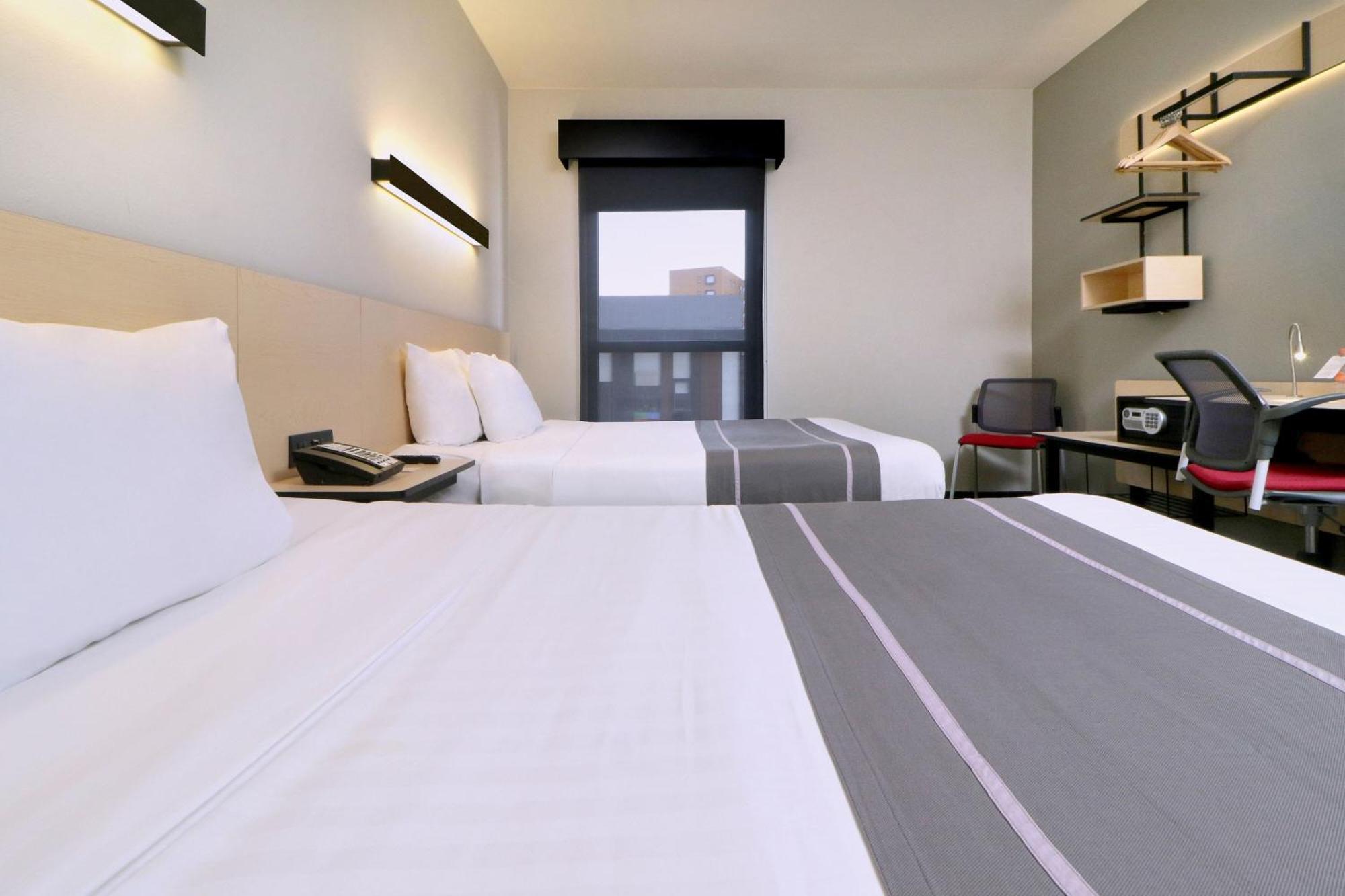 City Express Plus By Marriott Monterrey Nuevo Sur エクステリア 写真