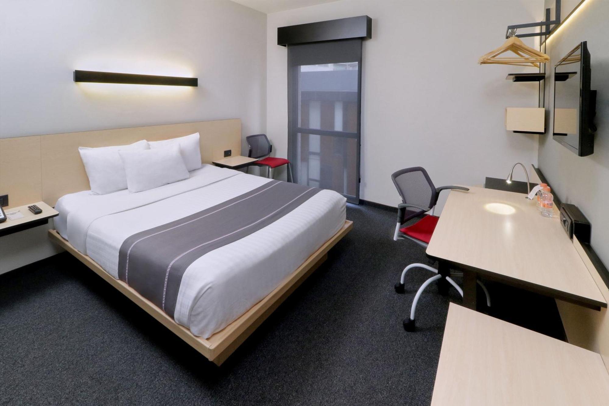City Express Plus By Marriott Monterrey Nuevo Sur エクステリア 写真
